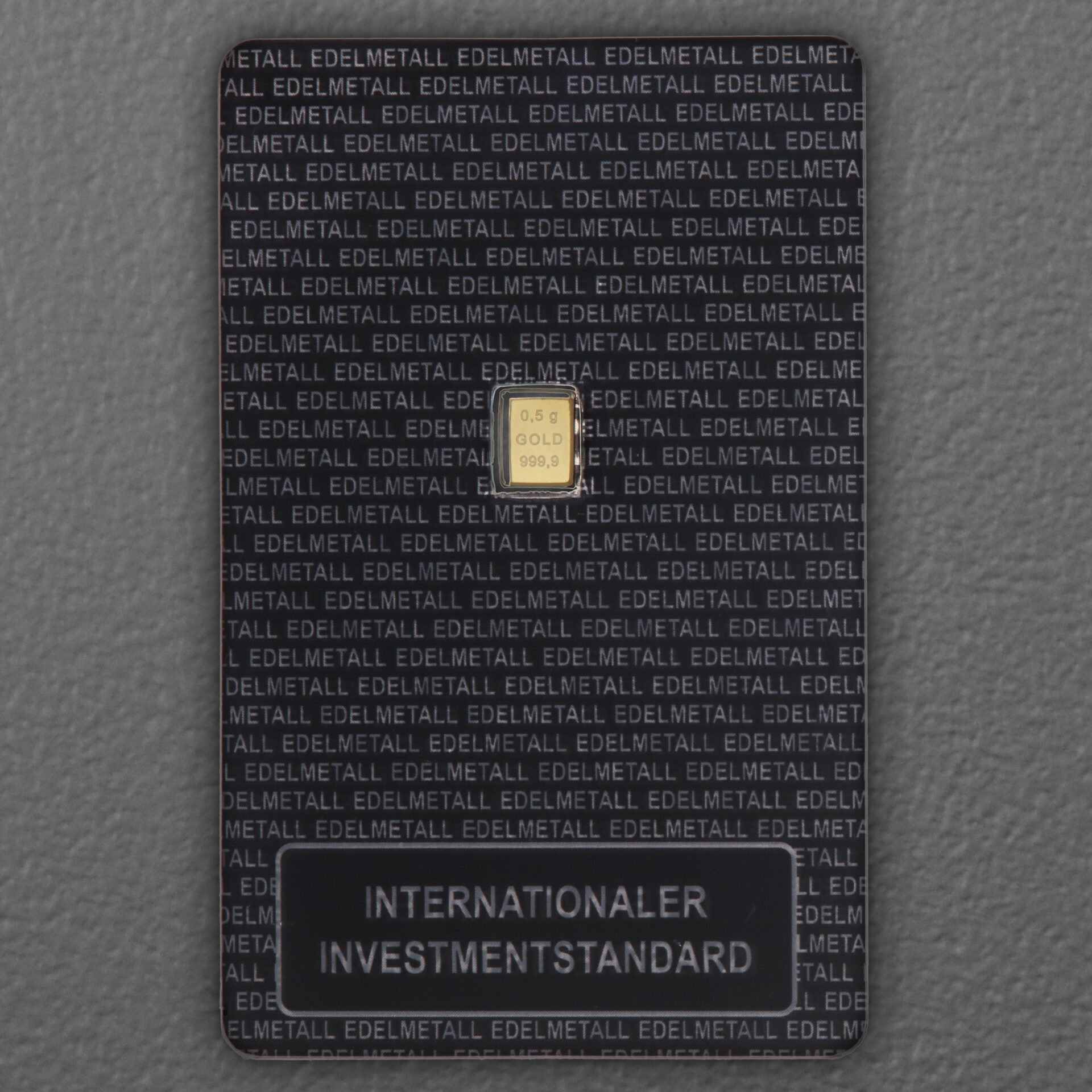 0,5 Gramm 999.9 Goldbarren von Valcambi im edlen, schwarzen Investmentblister